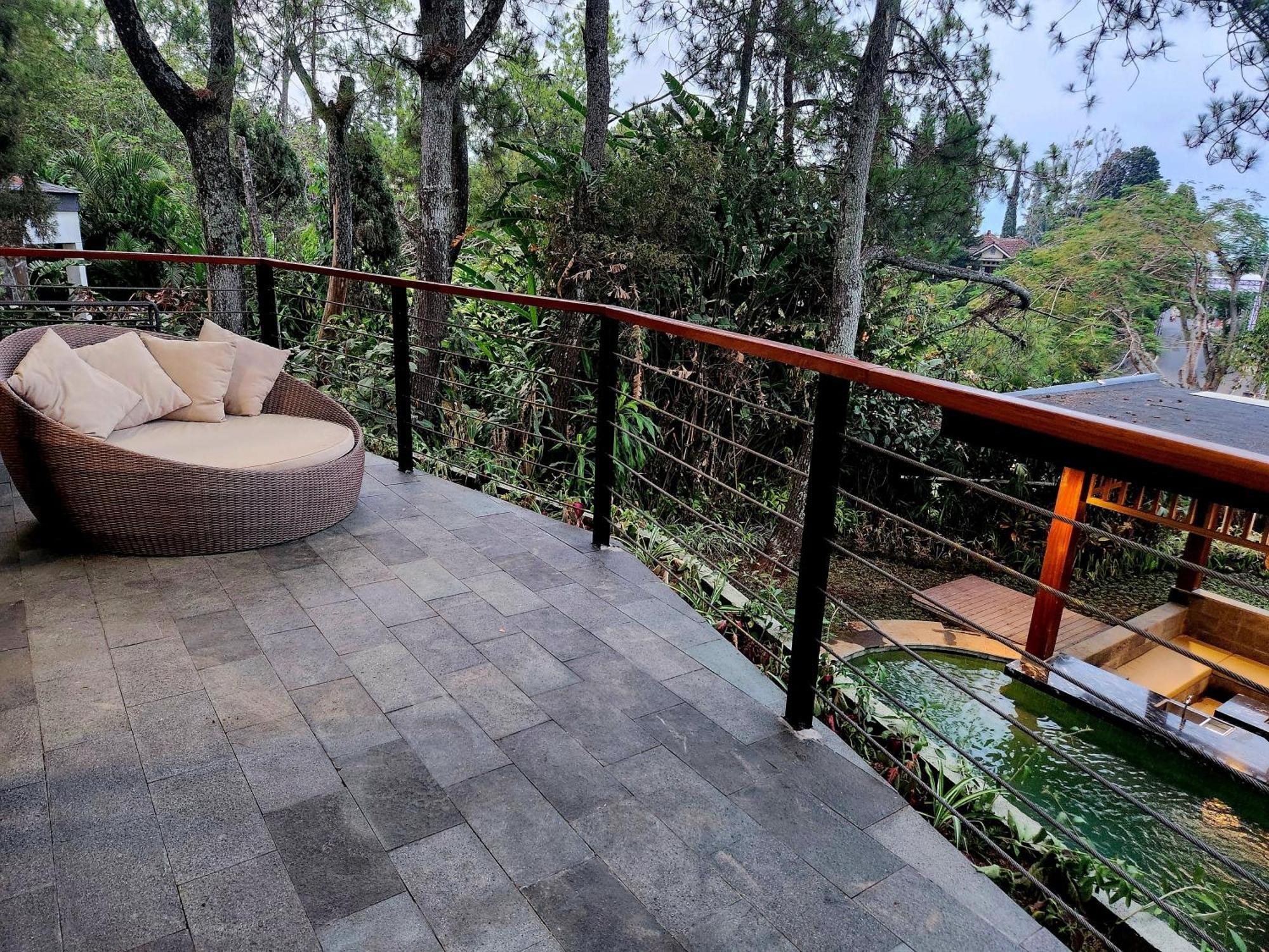 Villa 4-Br Klub Bunga No 4 Batu Malang Esterno foto